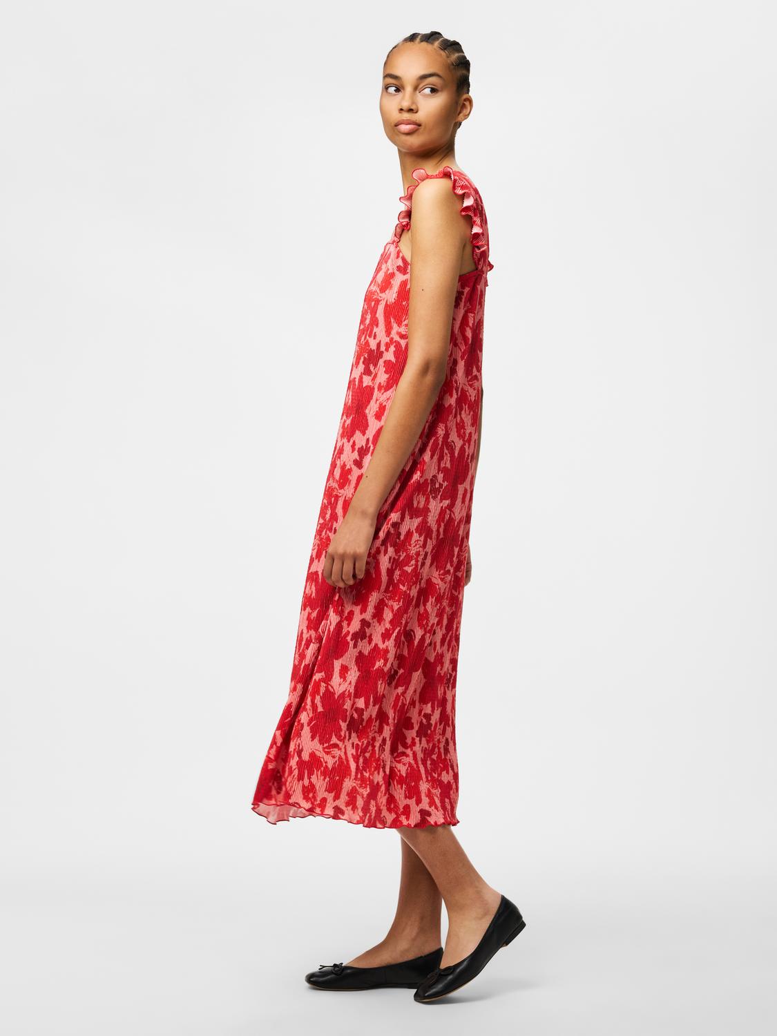 model_shot-front
